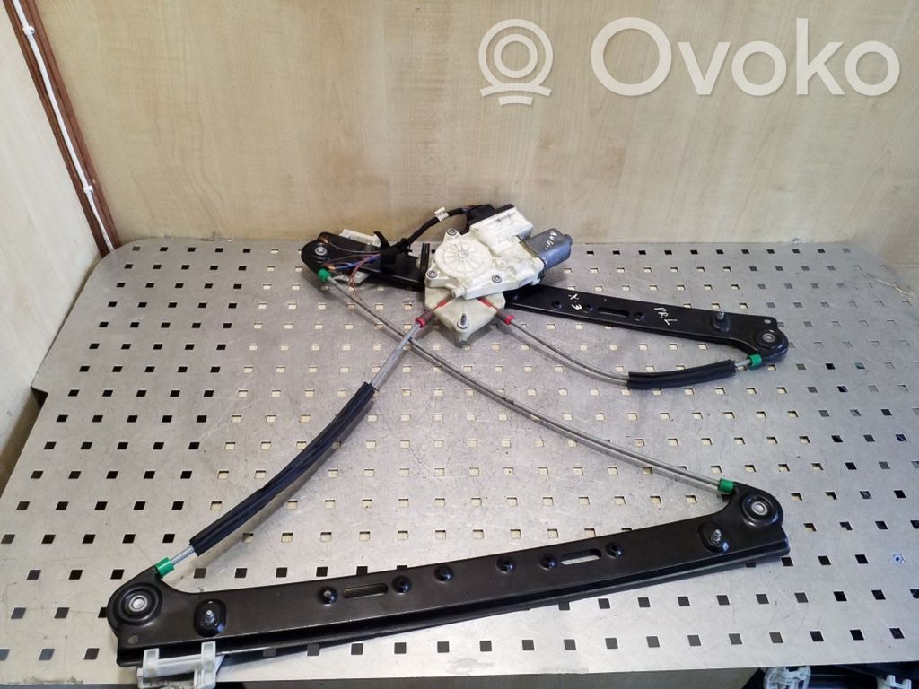 BMW X3 E83 Front door window regulator with motor 