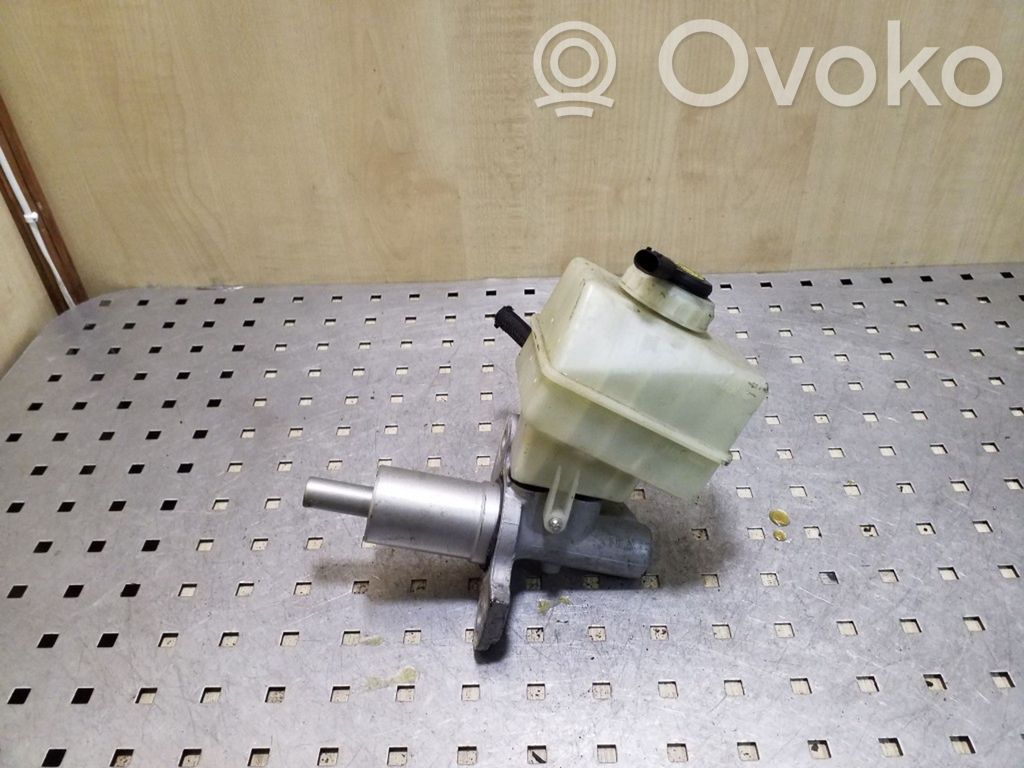 BMW X3 E83 Master brake cylinder 