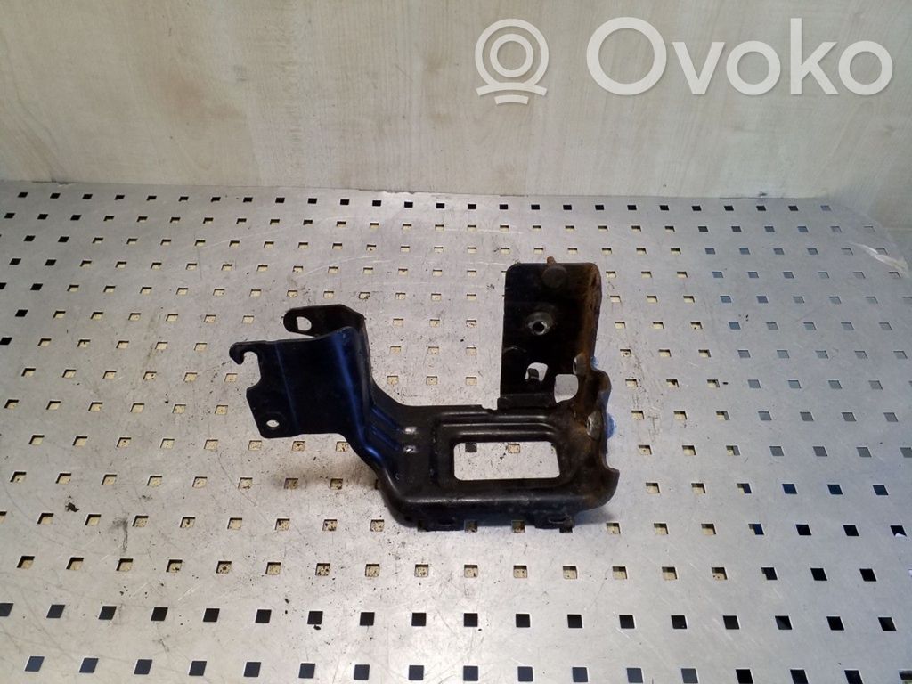 Peugeot 208 I ABS pump bracket 