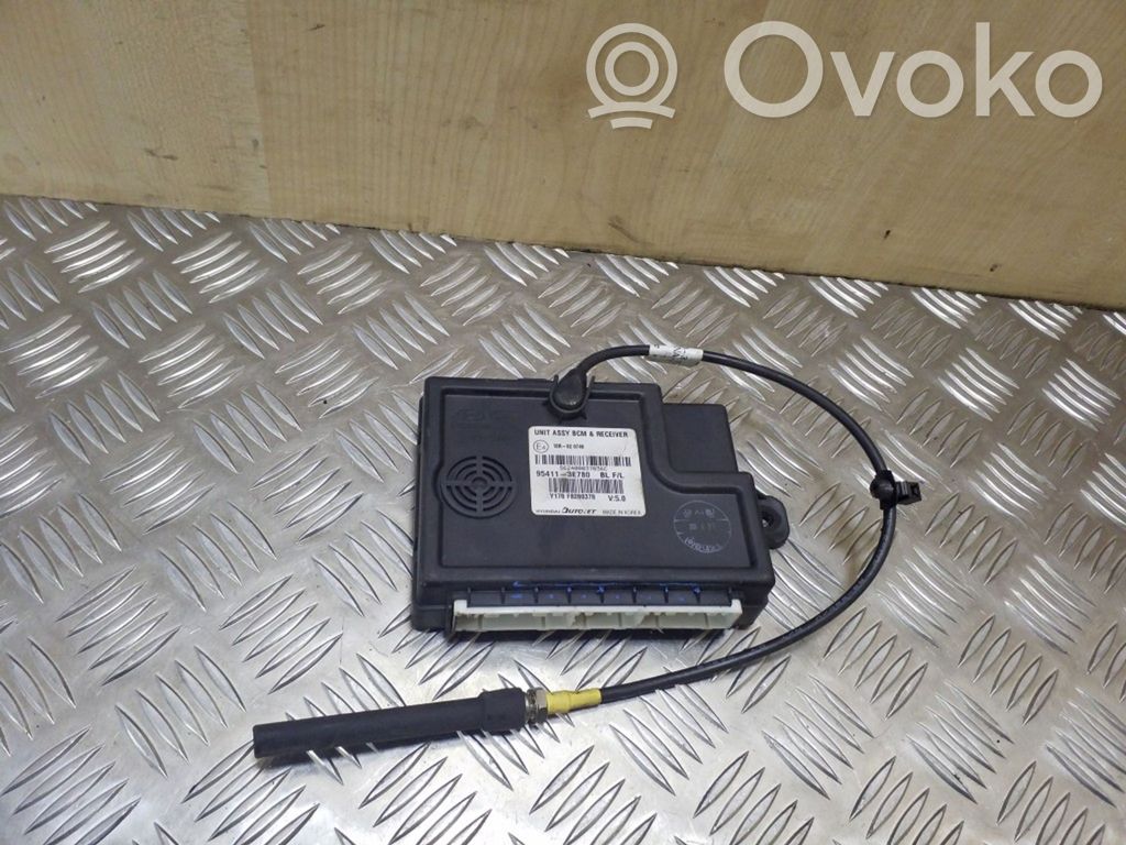 Door central lock control unit/module   954113E780