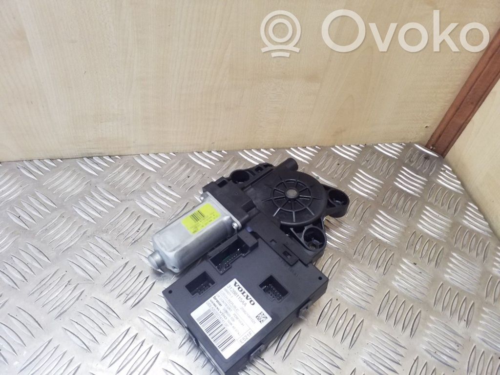 Volvo V50 Silnik regulatora szyby drzwi przednich 