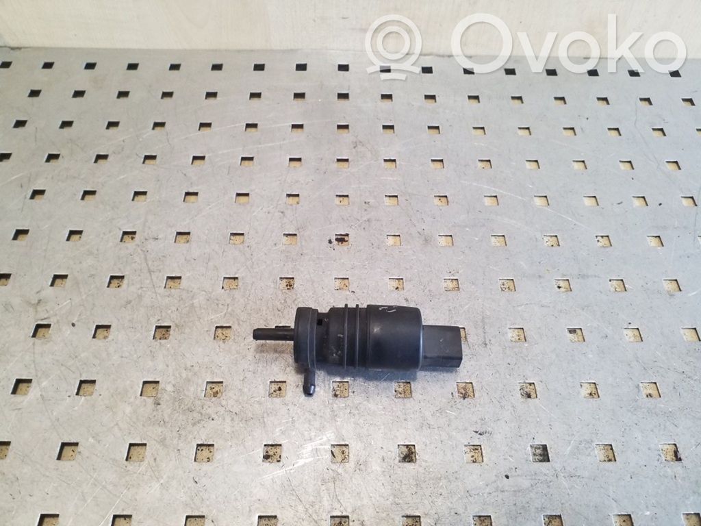 Windscreen/windshield washer pump