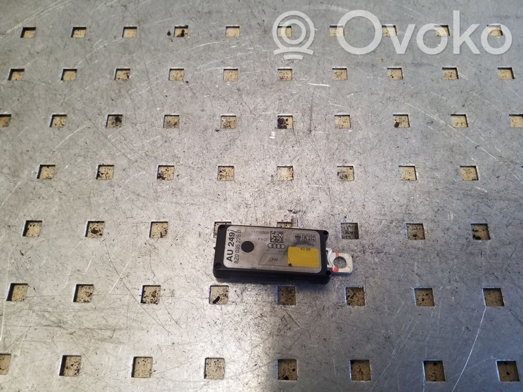 Audi A2 Antenos stiprintuvas 