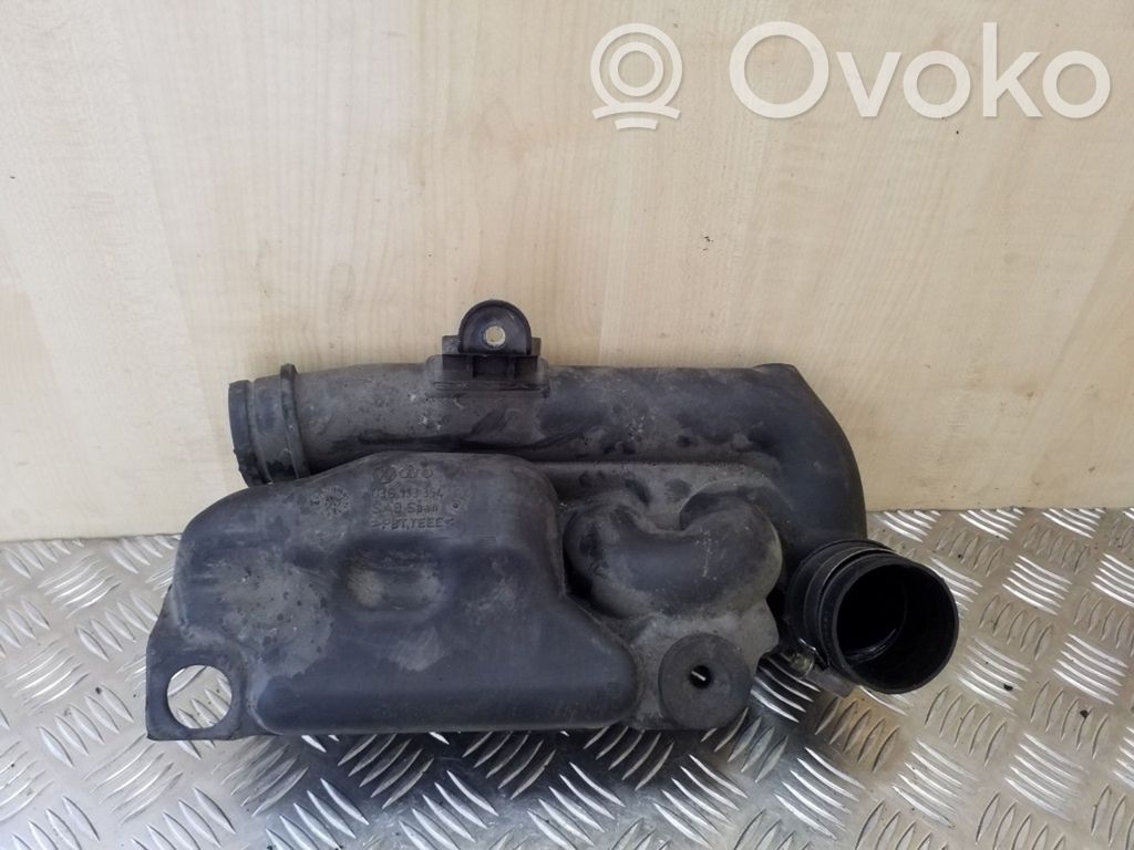 Audi A2 Oro paėmimo kanalo detalė (-ės) 