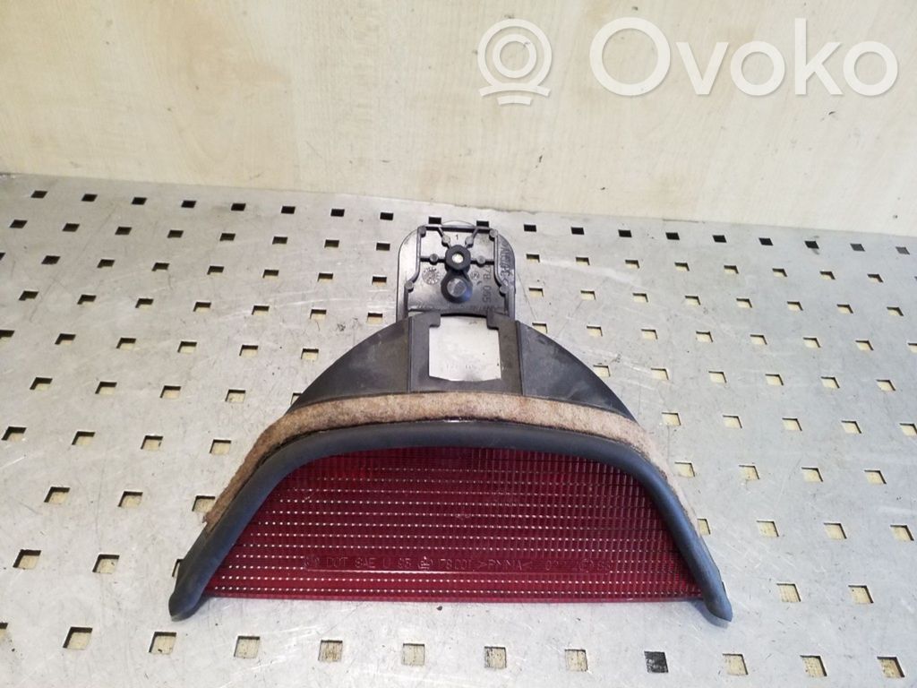BMW 5 E39 Third/center stoplight 