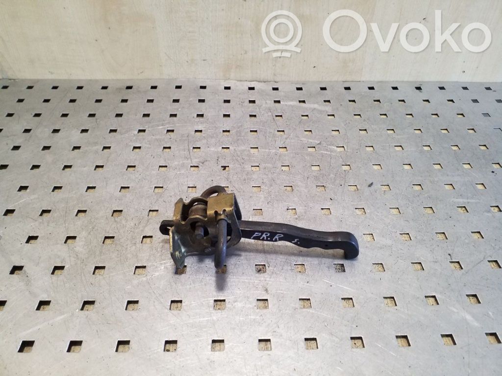 BMW 5 E39 Etuoven pidätin 