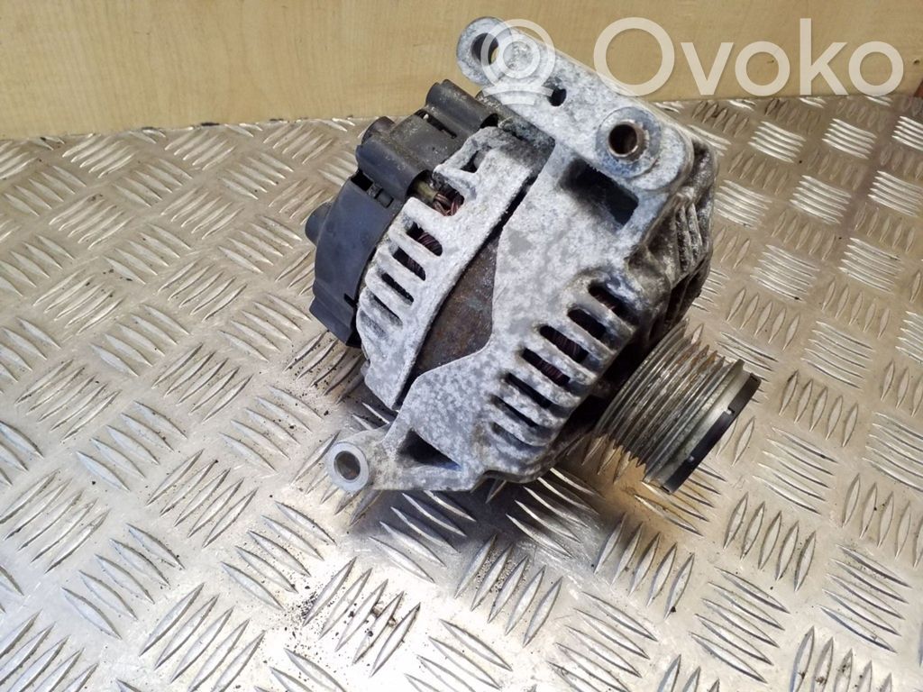 Opel Meriva A Генератор 