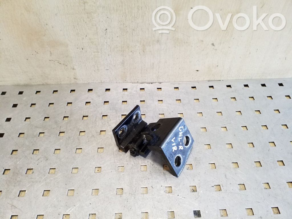 BMW X5 E53 Rear door upper hinge 