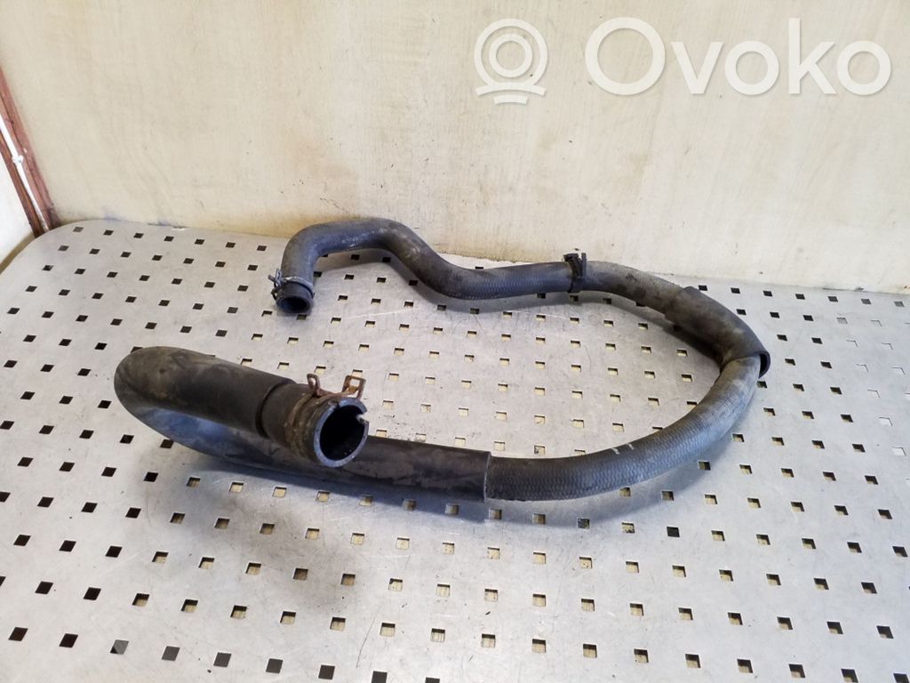 Engine coolant pipe/hose