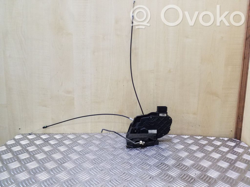 Mazda 3 I Galinių durų spyna 