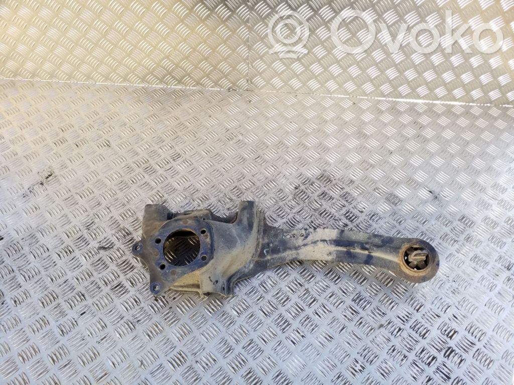Ford Focus Brazo de suspensión/horquilla superior trasero 