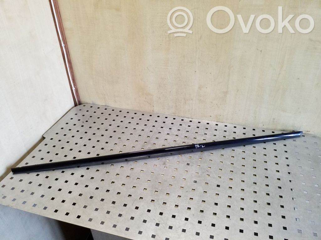 BMW 3 E92 E93 Etuoven lasin muotolista 