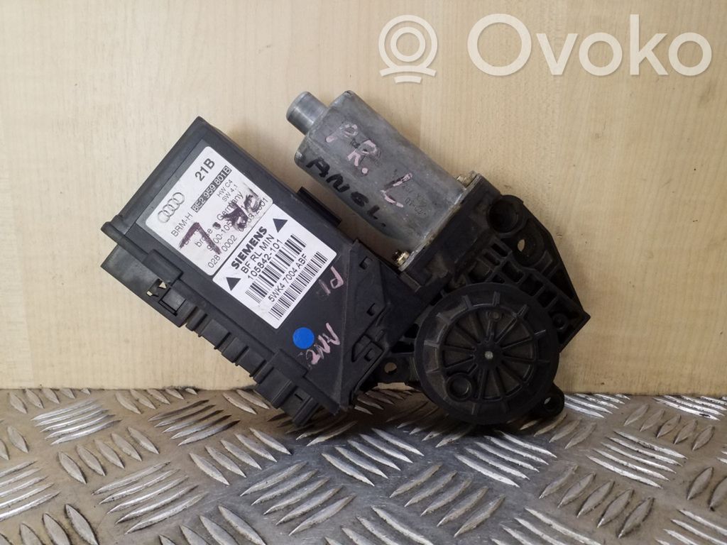 Audi A4 S4 B6 8E 8H Silnik regulatora szyby drzwi przednich 