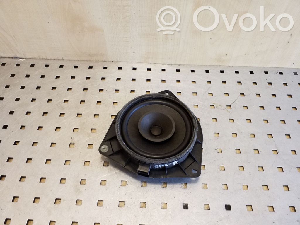 Toyota Corolla E120 E130 Altavoz de la puerta delantera 
