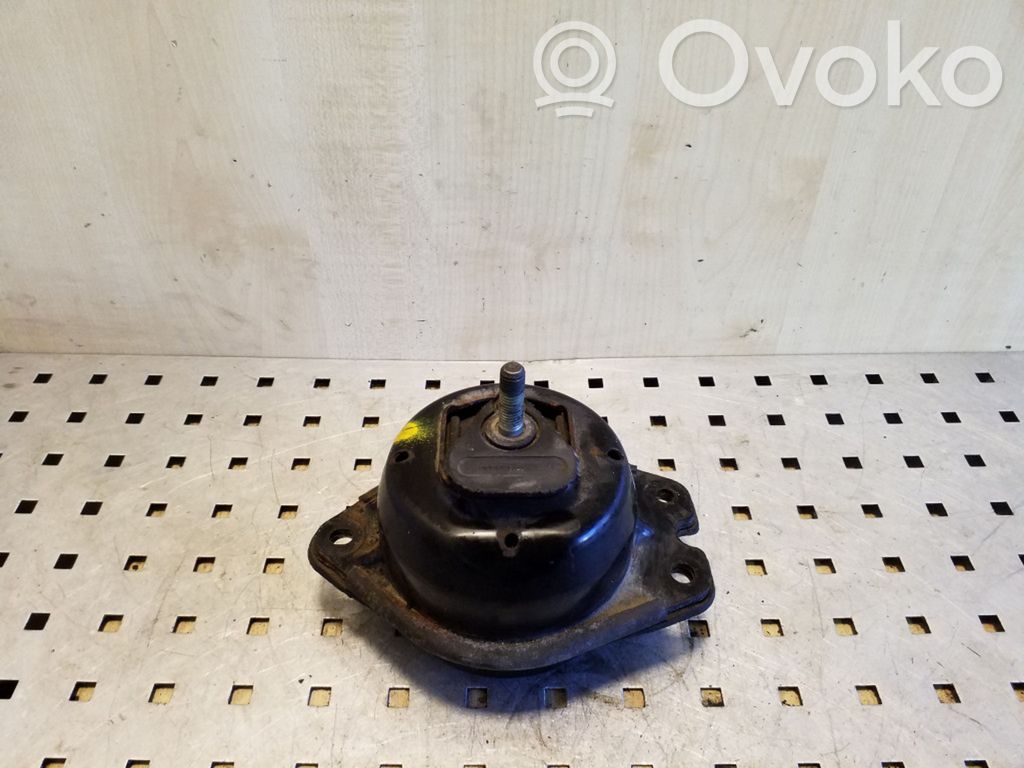 Renault Laguna II Engine mount bracket 