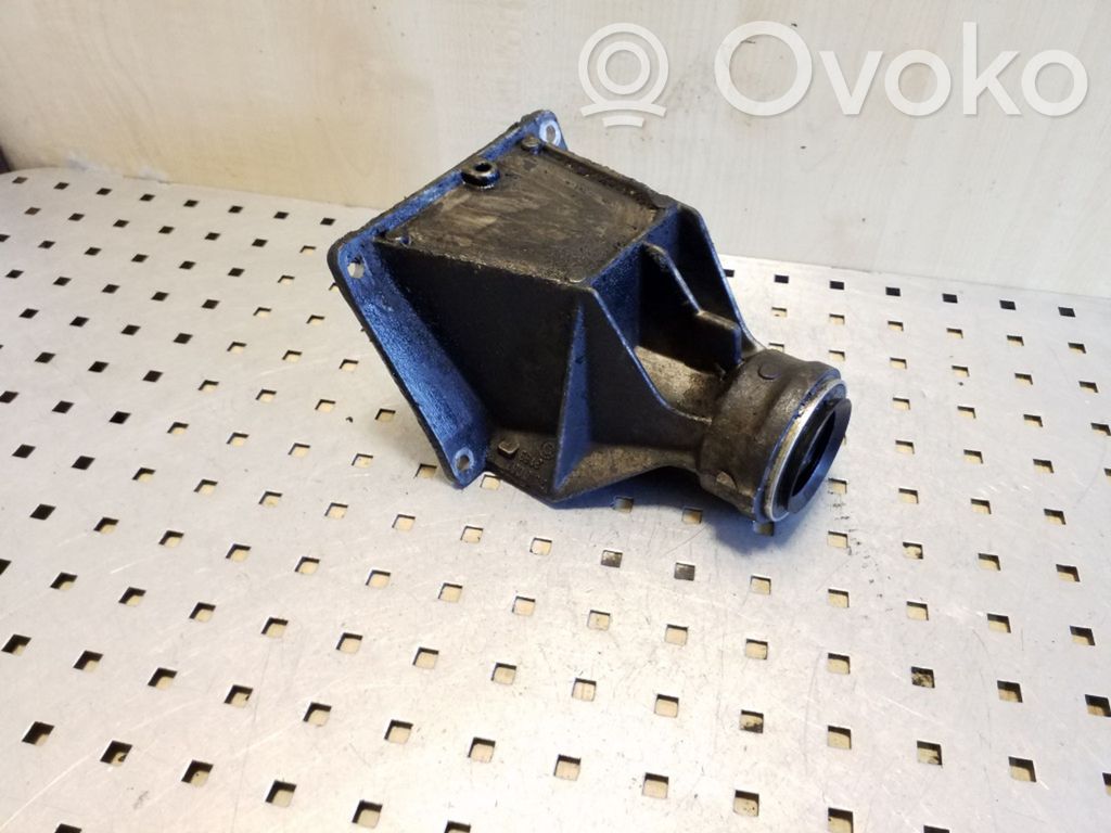 BMW X3 E83 Other engine bay part 
