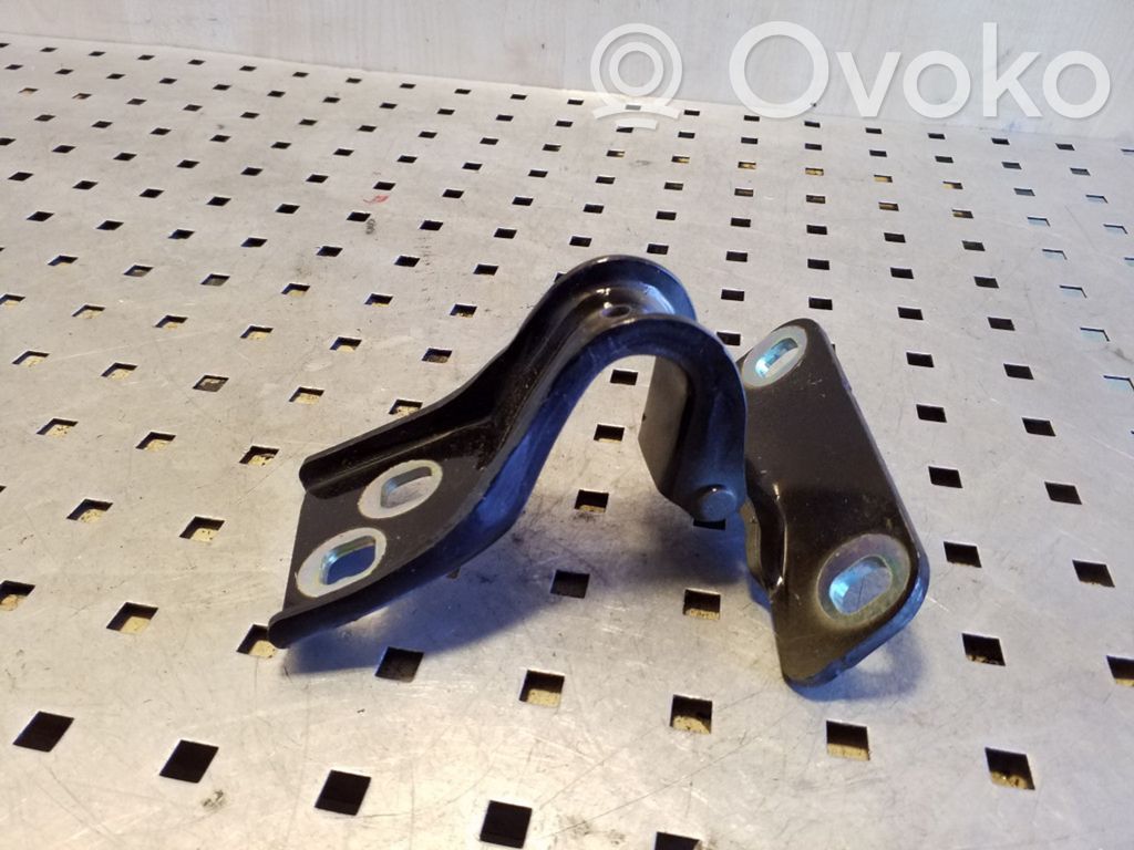 Opel Astra J Tailgate/trunk/boot hinge 