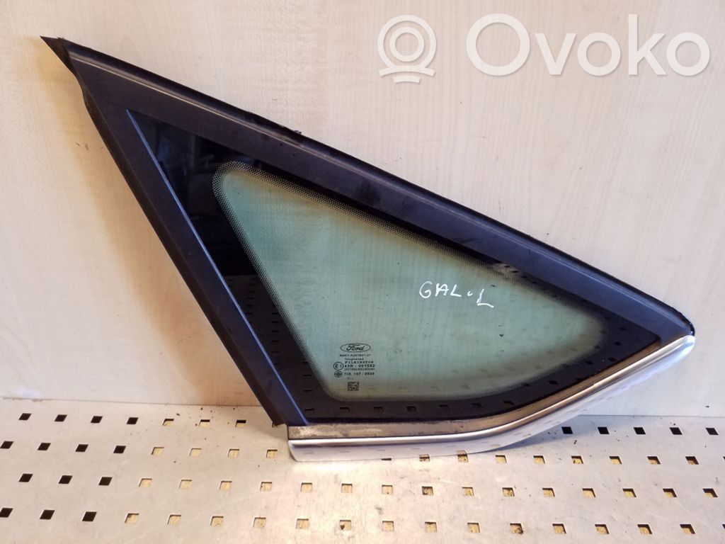 Ford Focus Rear side window 
