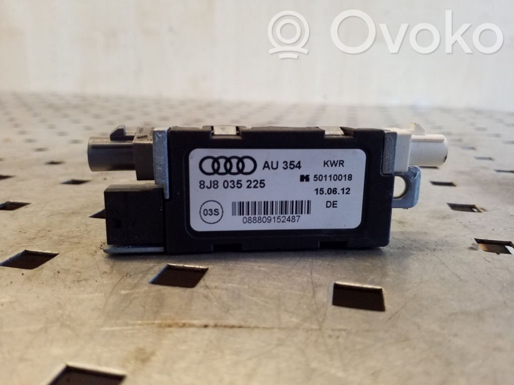 Audi TT TTS Mk2 Aerial antenna amplifier 