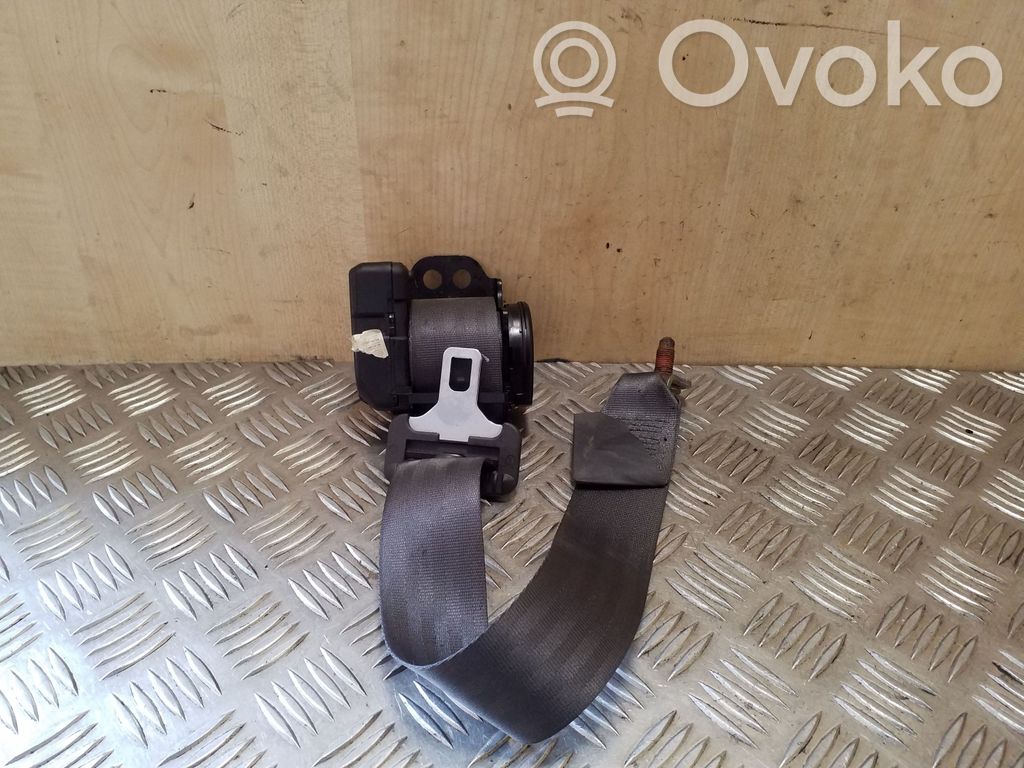Volvo S40, V40 Cinturón trasero 
