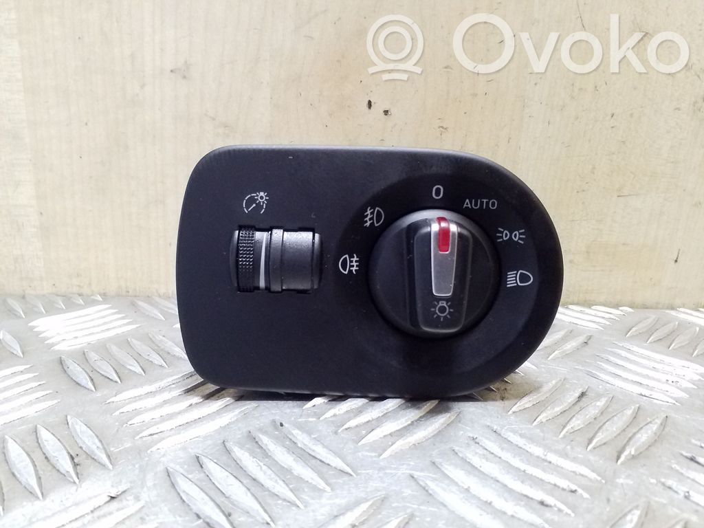 Seat Leon (1P) Light switch 