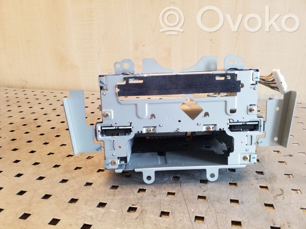 Mazda 6 Radio / CD-Player / DVD-Player / Navigation 