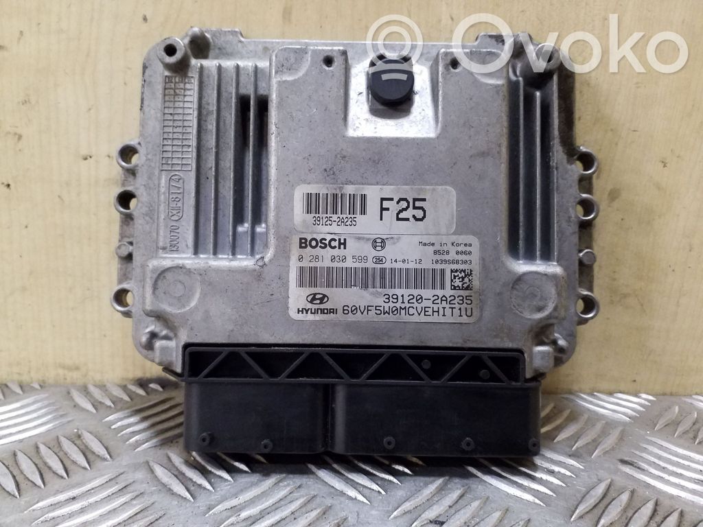 Hyundai i40 Engine control unit/module 