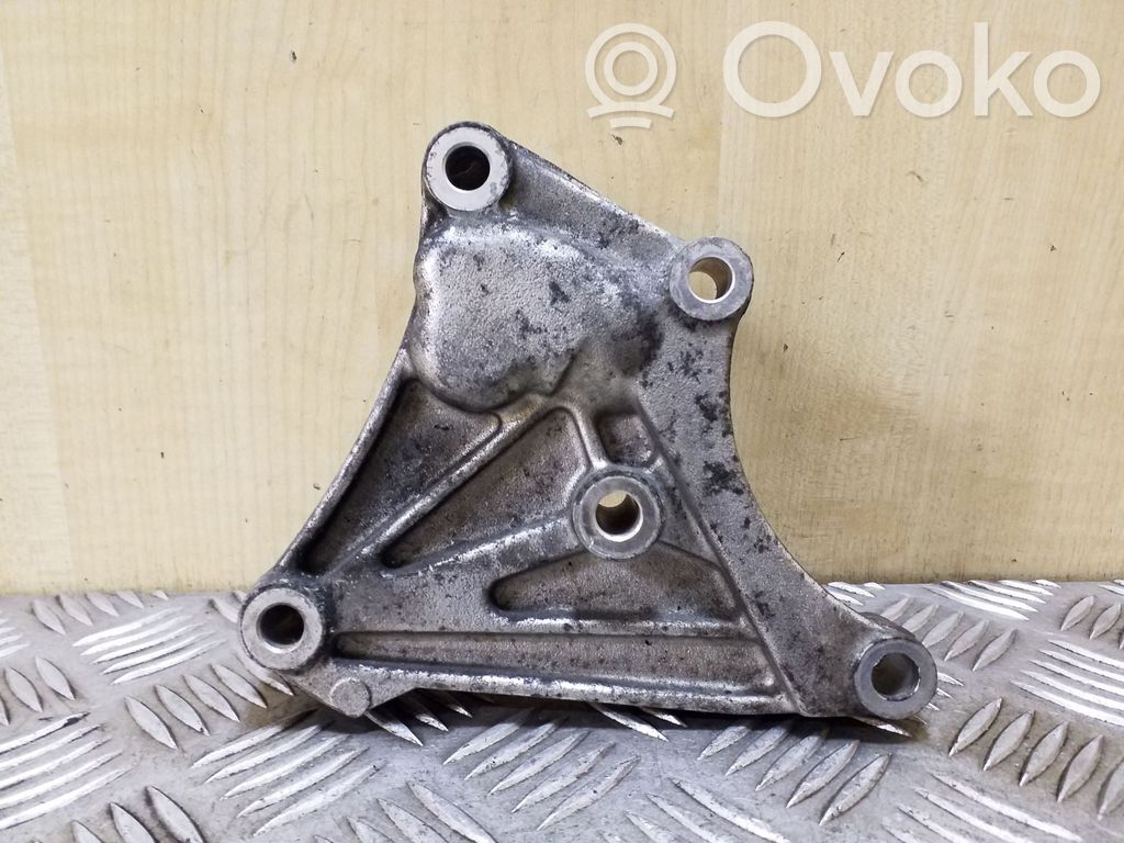 Renault Espace III A/C compressor mount bracket 