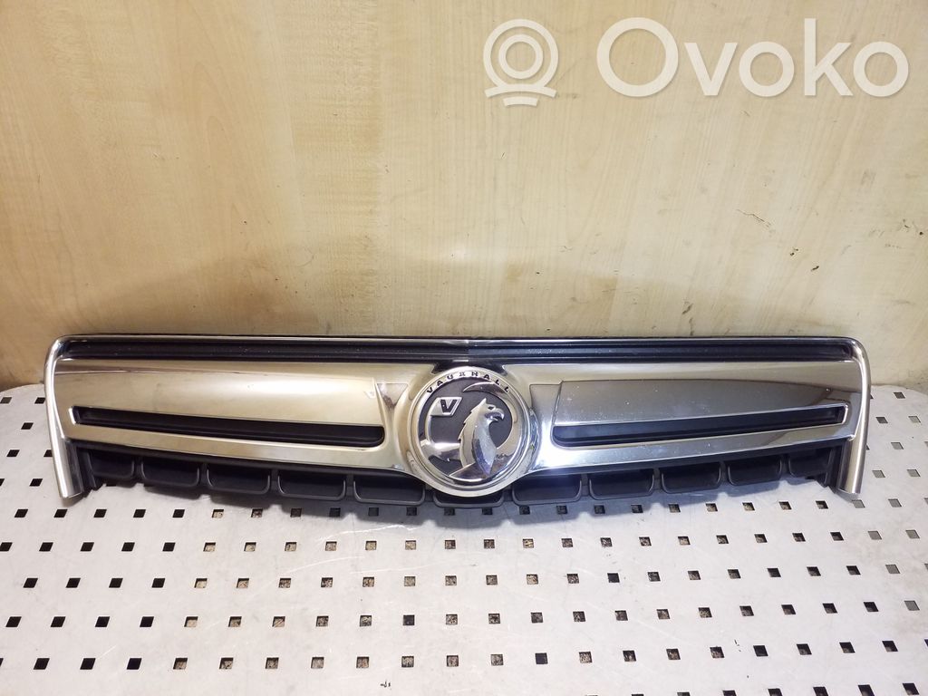 Opel Antara Etupuskurin ylempi jäähdytinsäleikkö 