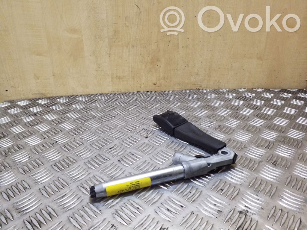 Opel Insignia A Klamra przedniego pasa bezpieczeństwa 