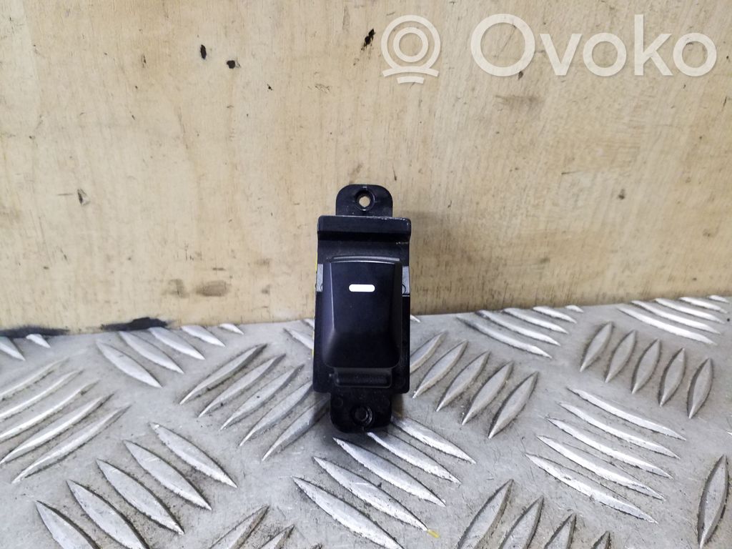 KIA Rio Electric window control switch 