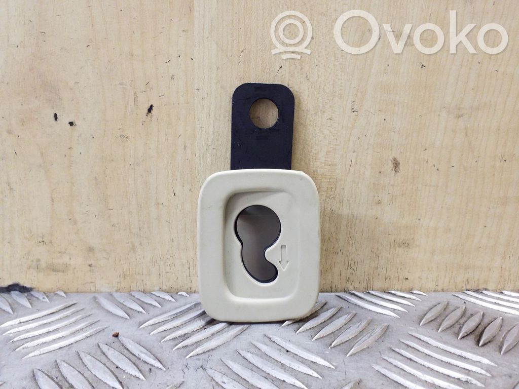 Volvo XC60 Cargo luggage net fixing mount 