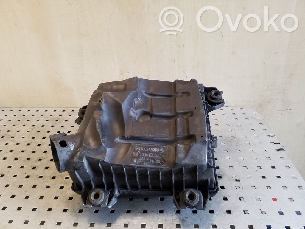 Nissan Primastar Air filter box 