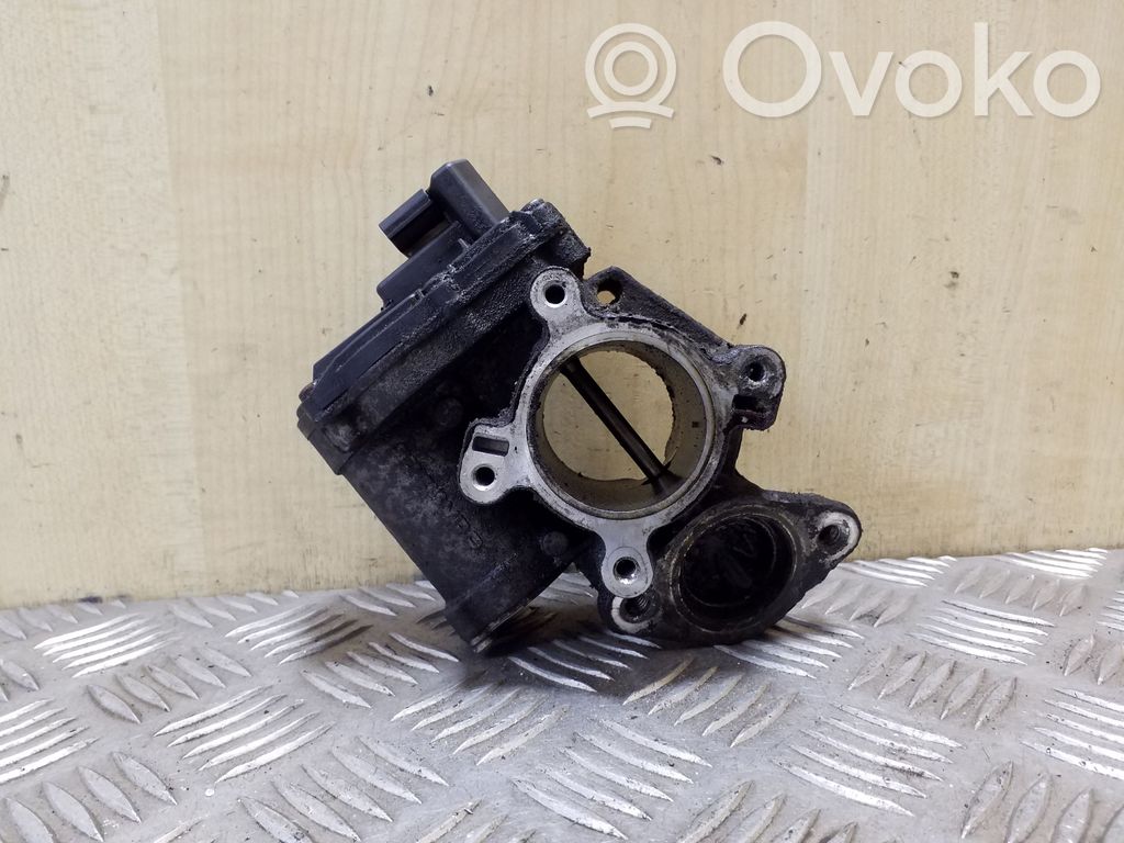 Nissan Primastar EGR valve 