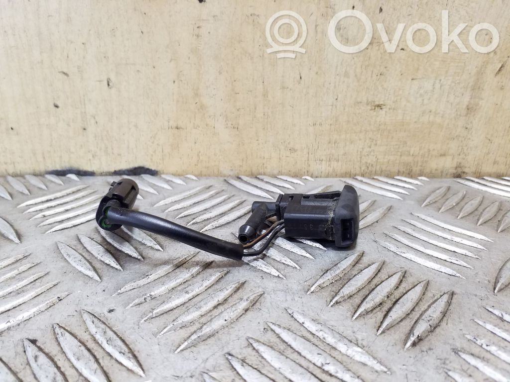 BMW X3 E83 Spritzdüse Scheibenwaschanlage 
