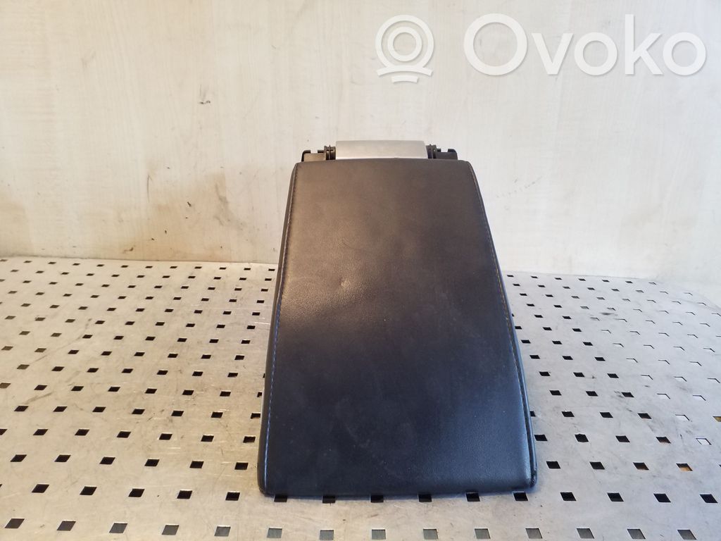 Volvo S80 Armrest 