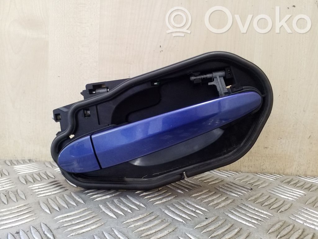BMW X3 E83 Takaoven ulkokahva 