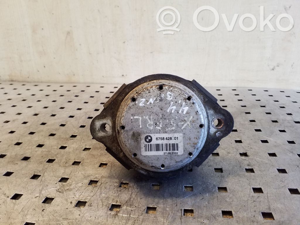 BMW X5 E53 Engine mount bracket 