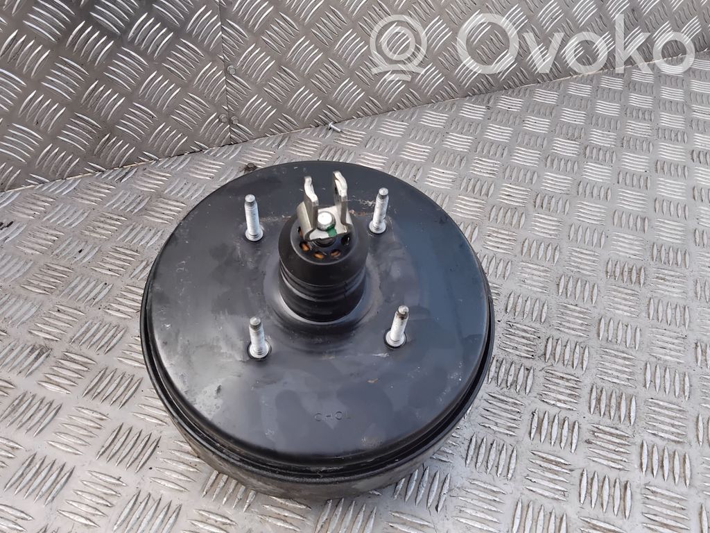 Toyota Corolla Verso AR10 Jarrutehostin 