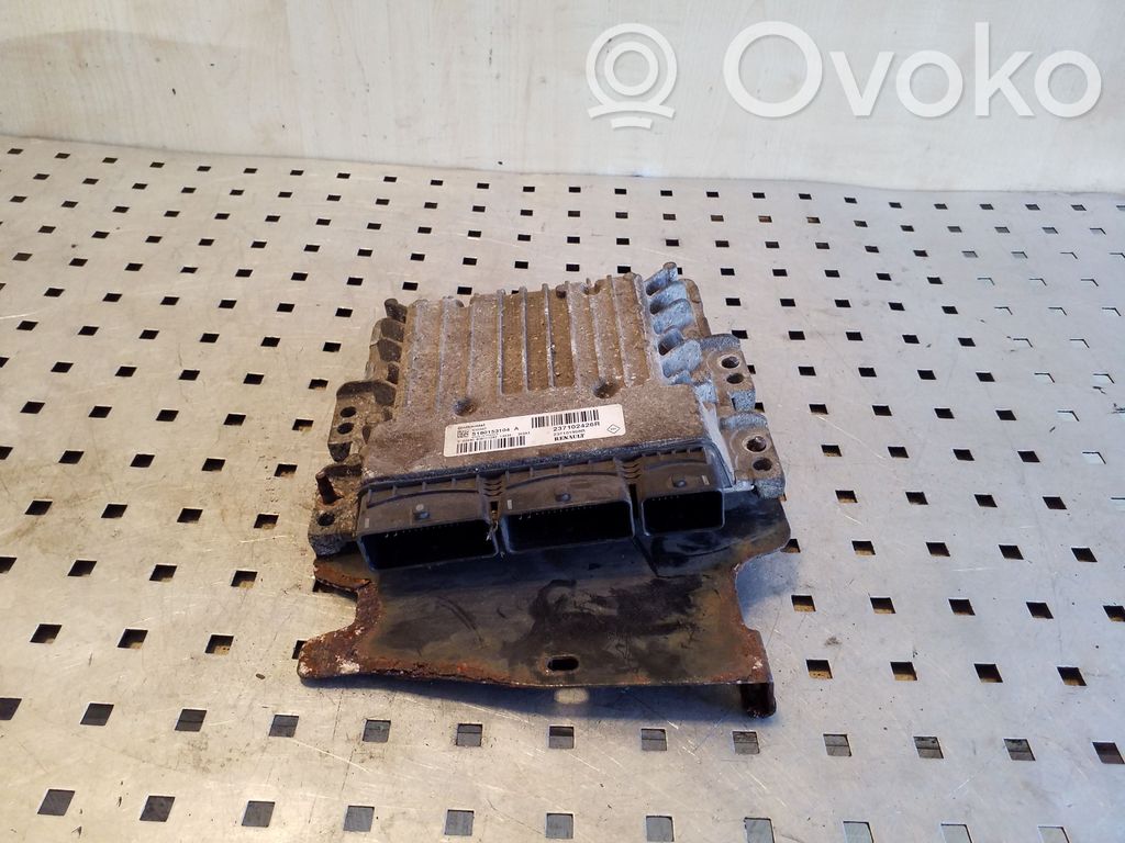 Renault Megane III Engine control unit/module 