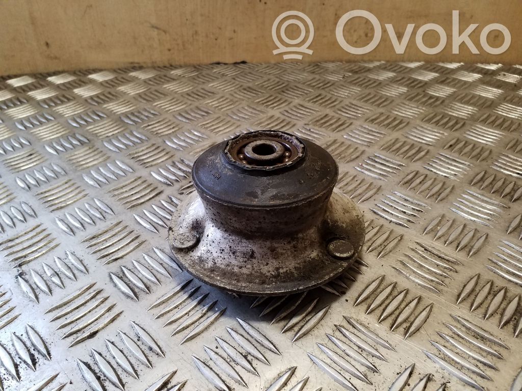 Front upper strut mount   10637110,31336760943