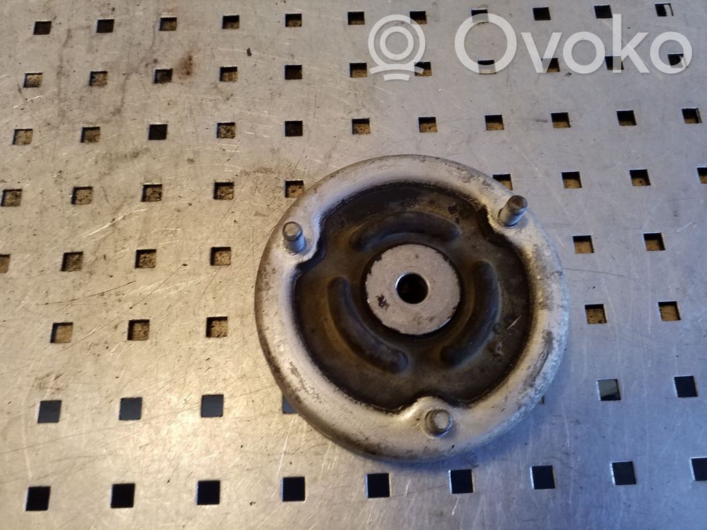 BMW 5 E60 E61 Galinė spyruoklės guminė atrama 