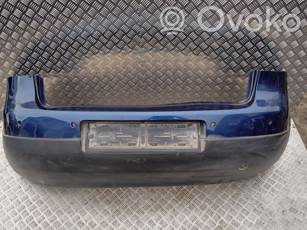 Volkswagen Golf V Parachoques 