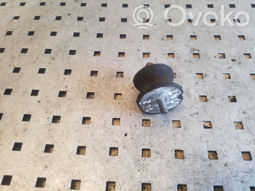 Getriebelager Getriebedämpfer   6771219
