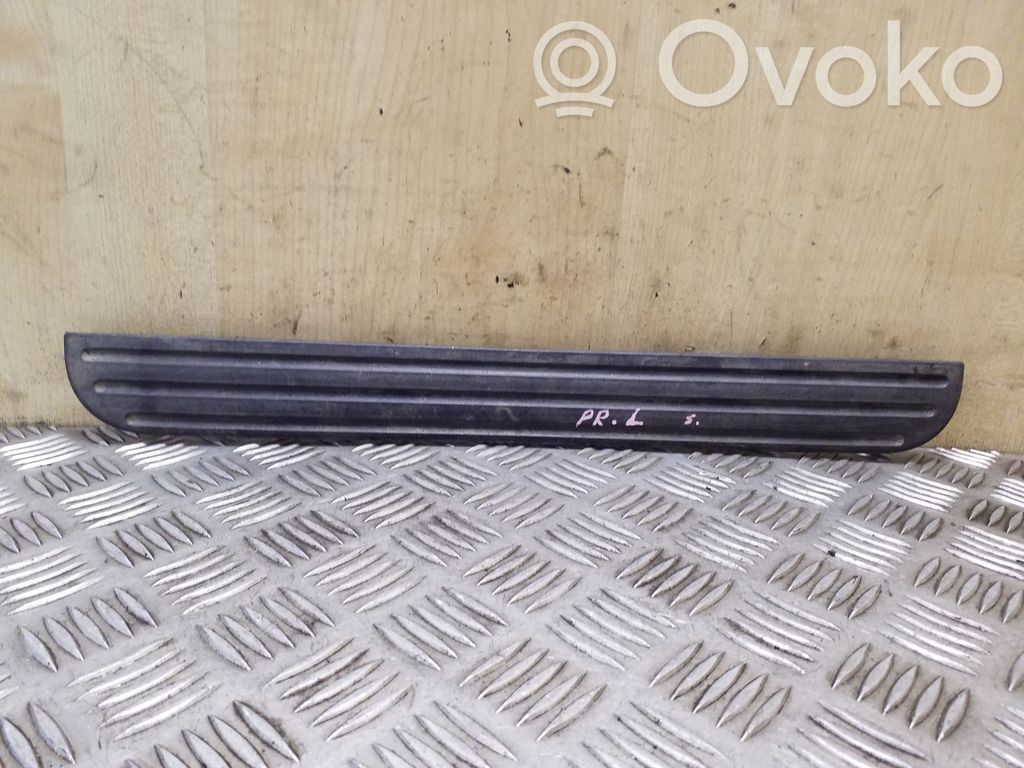 Toyota RAV 4 (XA30) Copertura del rivestimento del sottoporta anteriore