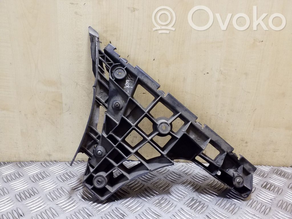 Audi A4 S4 B5 8D Takapuskurin kannake 