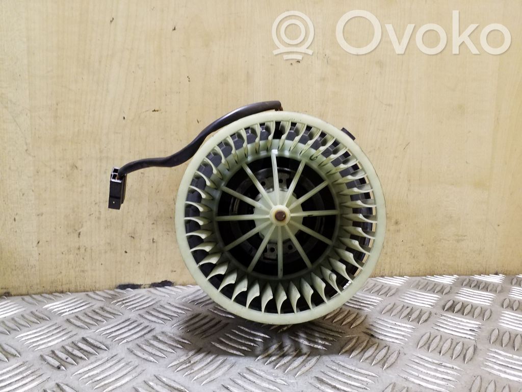 Audi A4 S4 B5 8D Ventola riscaldamento/ventilatore abitacolo 