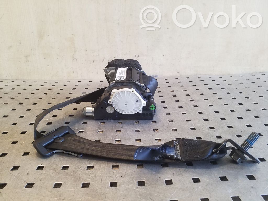 Volvo S60 Pas bezpieczeństwa fotela tylnego środkowego 
