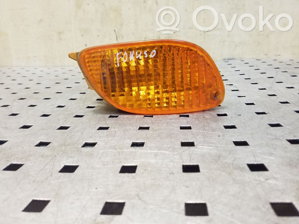 Ford Focus Front indicator light 