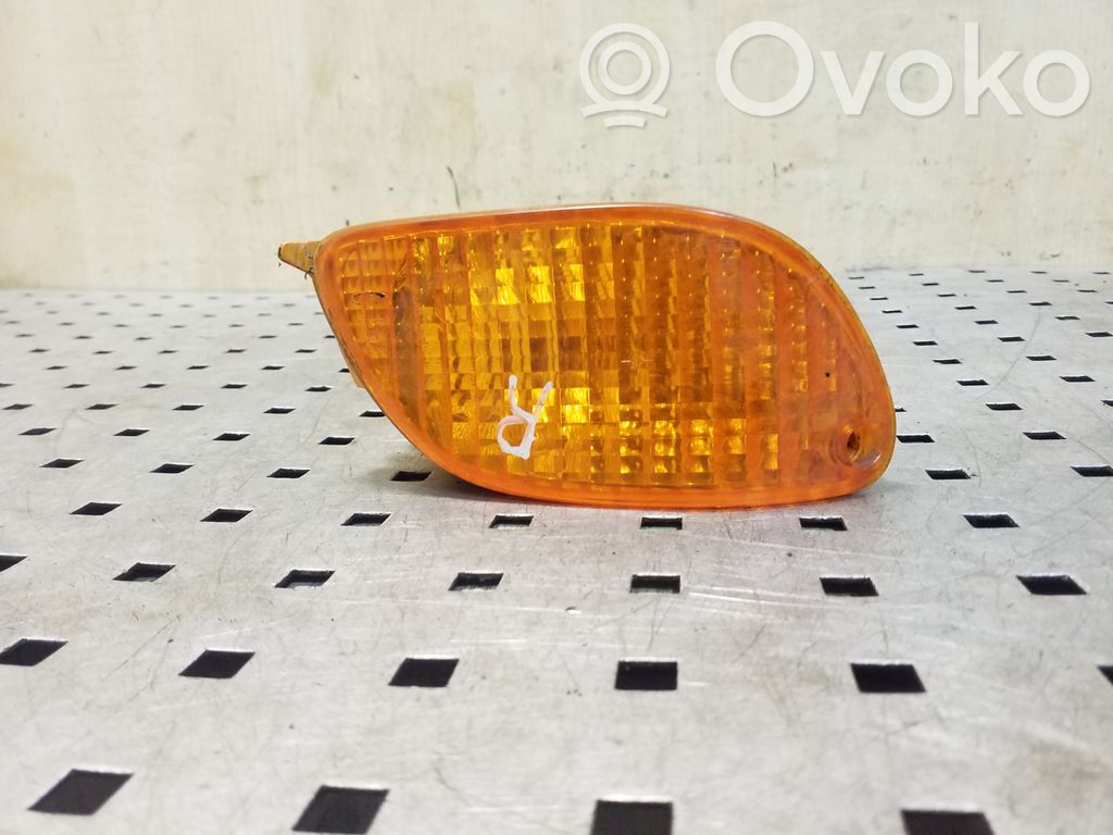 Ford Focus Front indicator light 